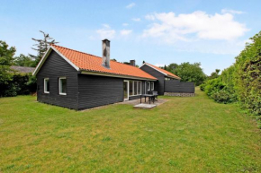Beautiful Home In Ebeltoft With 5 Bedrooms And Wifi in Ebeltoft